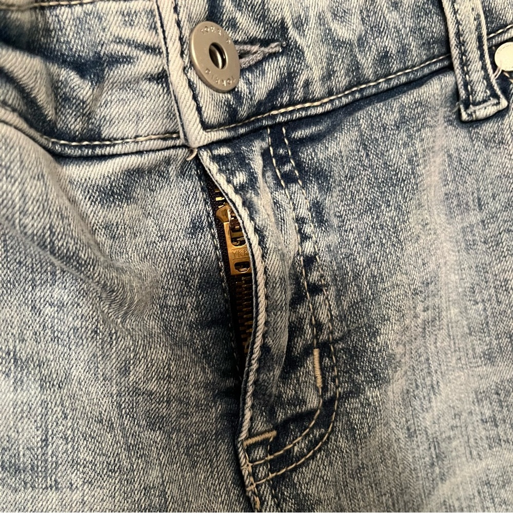 Torrid Jeans - Picture 3 of 10